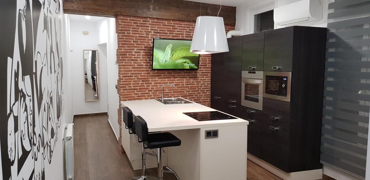 Picasso Callao Wifi Free - Temporada Rental Workers & Stud مدريد المظهر الخارجي الصورة